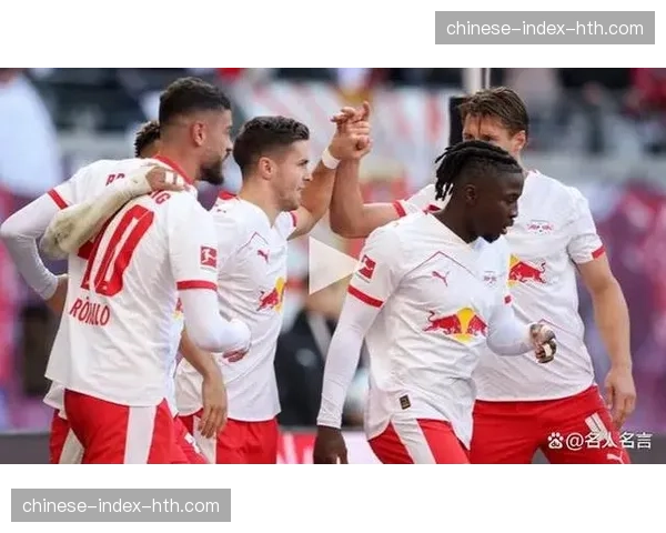 实时战报：美因茨与科隆上演进球大战，半场已战成2-2平